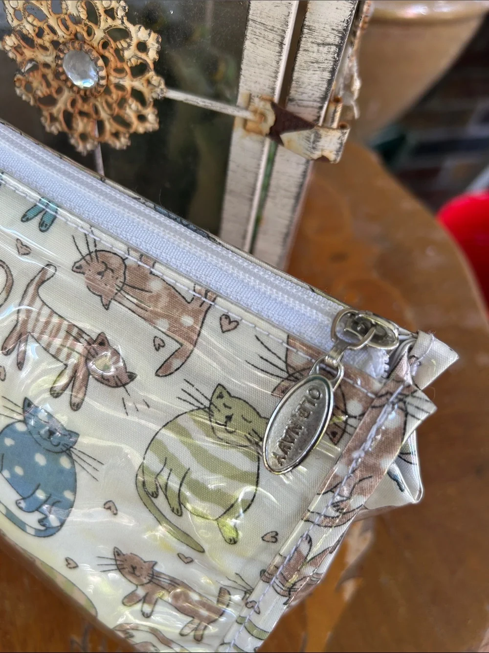 Cat Print Vinyl Cosmetic Bag